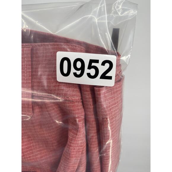 Travis Mathew Shorts Men’s 35 Red Bermuda Vacation Resortwear Coastal Nautical - Picture 9 of 9